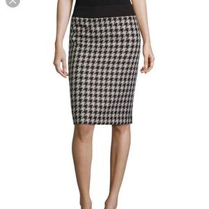 Black and white Houndstooth skirt